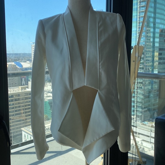 BCBGMaxAzria Geometric Cream white Blazer - XS NEVER WORN - Picture 4 of 10